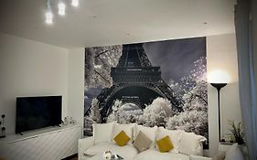 Paris City-Le Raincy - Facing Station - 4 To 8 Pers